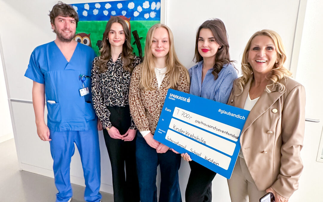 Schülerinnen der International School Kufstein zu Besuch